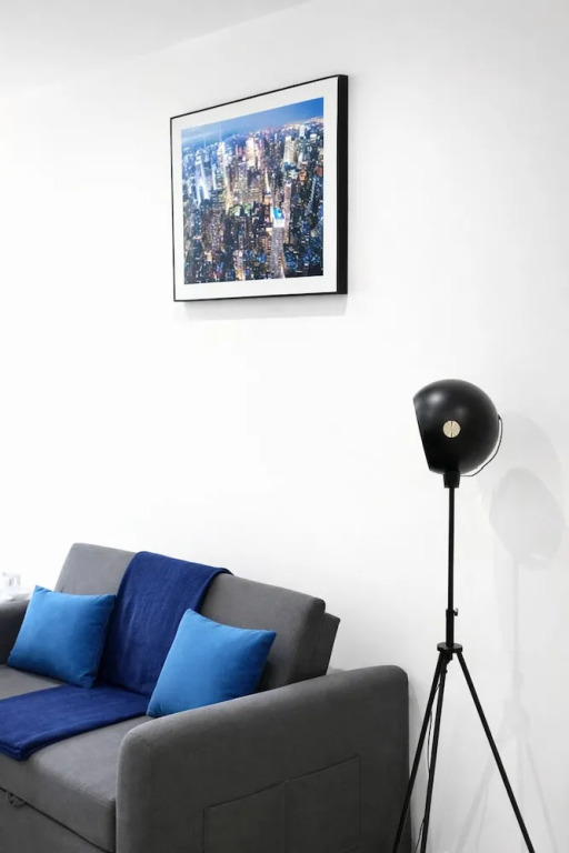 Work-friendly 1-bed Leicester