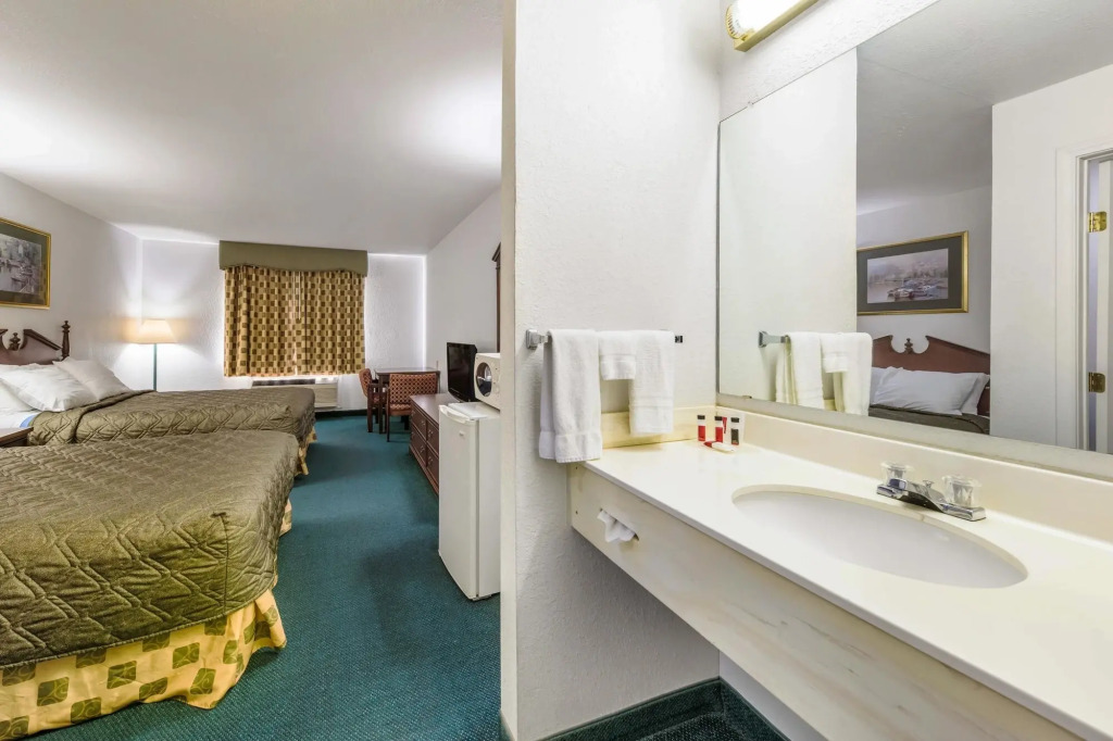 Rodeway Inn Decatur