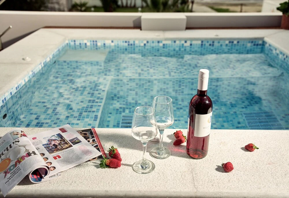 Savvas Luxury Suites