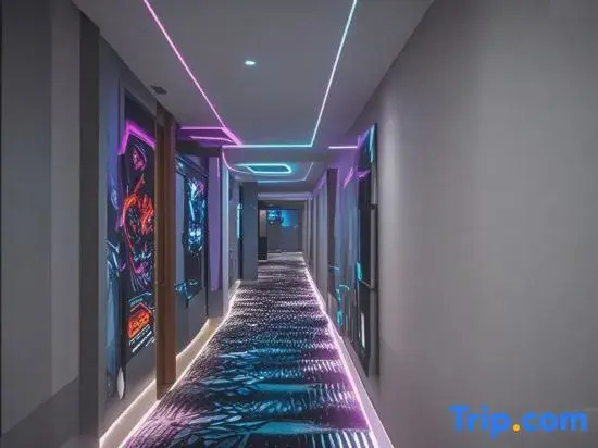 Thunder God Esports Hotel (Shanghai Global Harbor East China Normal University Putuo Campus Branch)