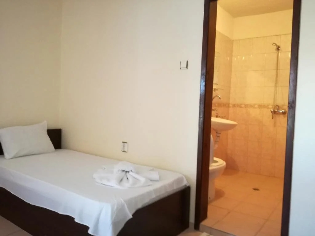 Karadarlievi Guest House