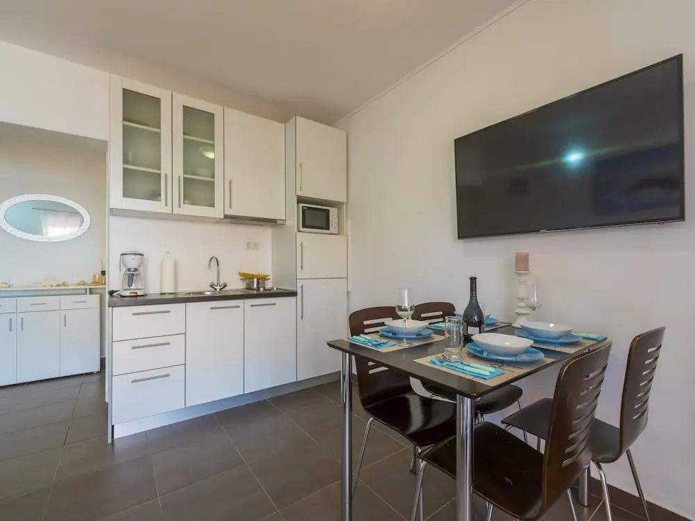 Apartments Tropez