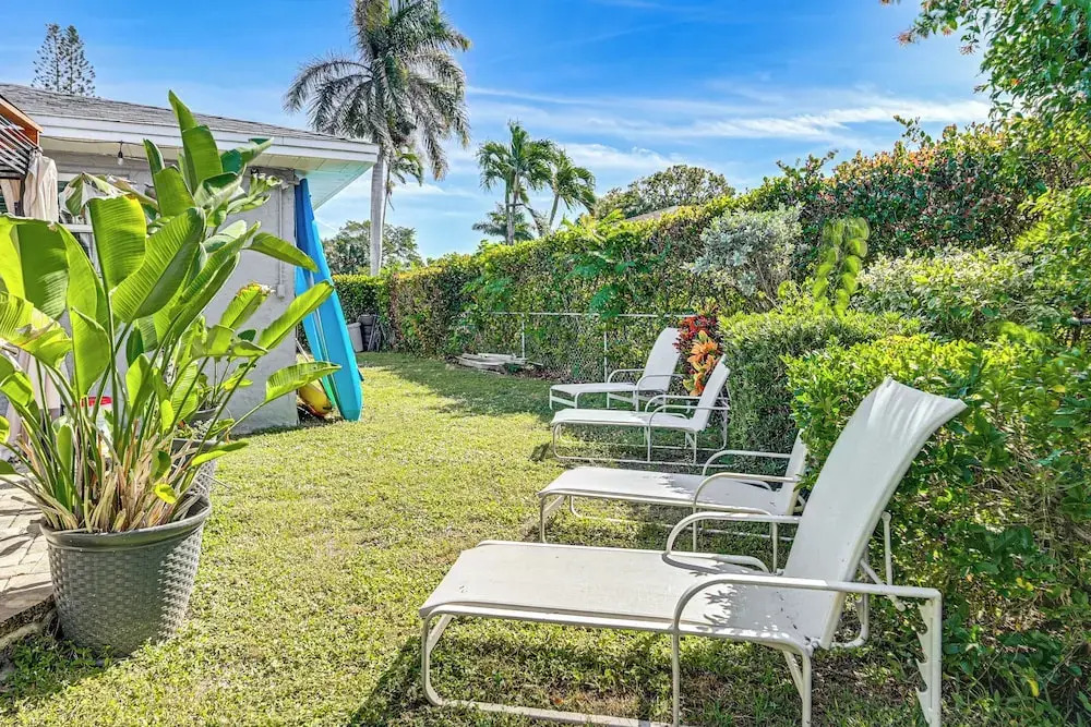 Near 5th Ave & Beach! Family-friendly Naples Home