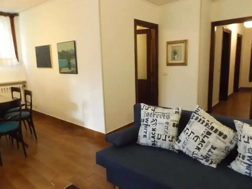 Villa in Garda With Private Pool & Lake Nearby