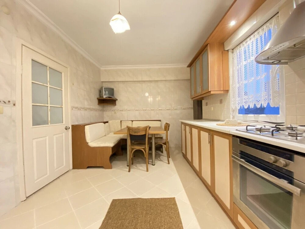 Missafir Sleek Flat in Nisantasi With Terrace