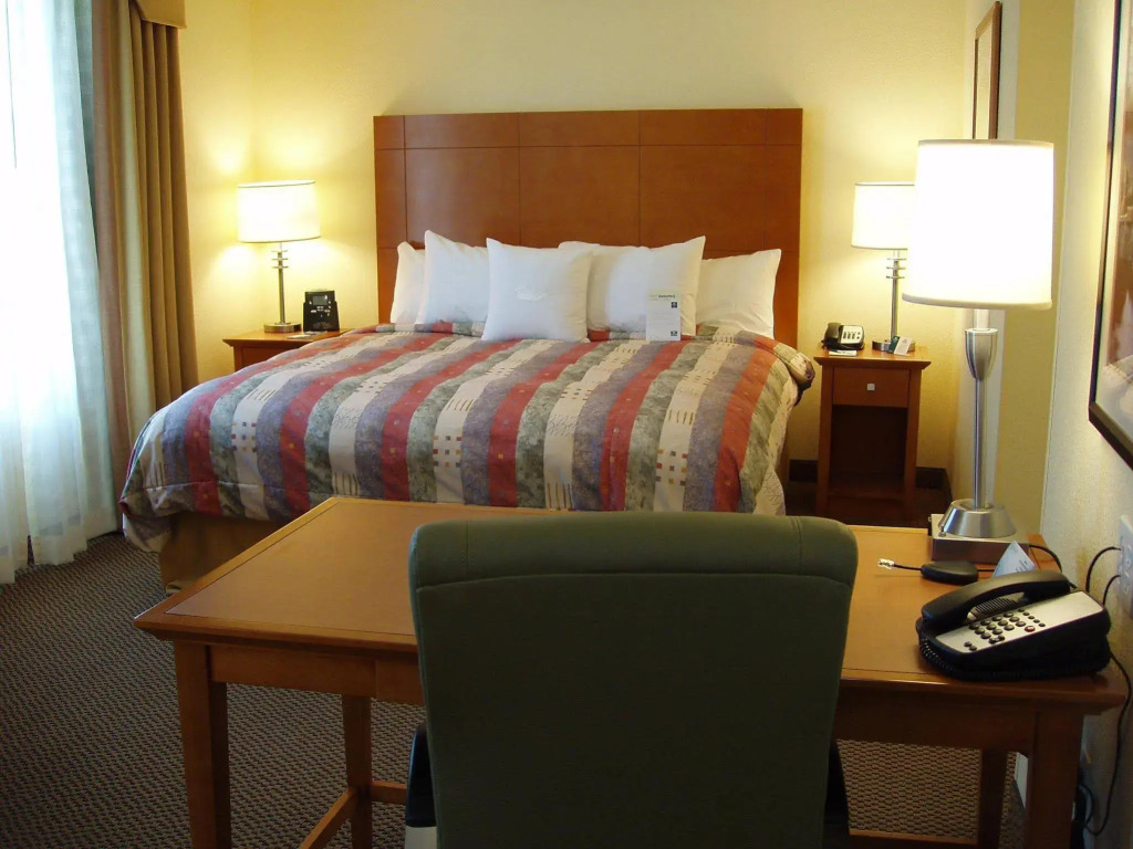 Homewood Suites by Hilton Allentown-Bethlehem Airport