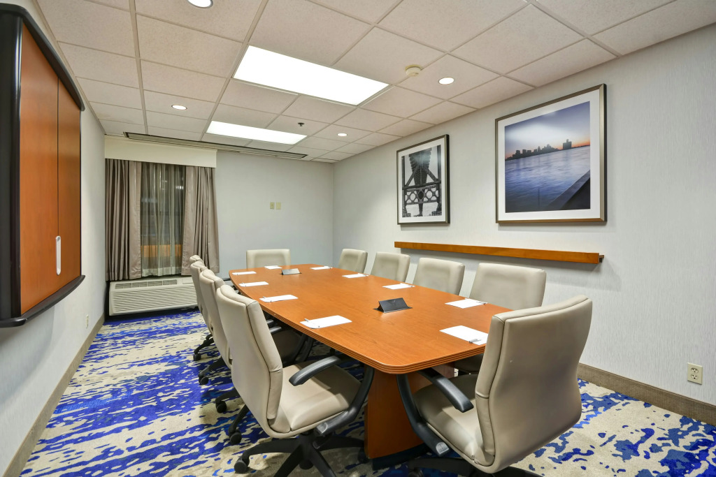 Hampton Inn Detroit Northville