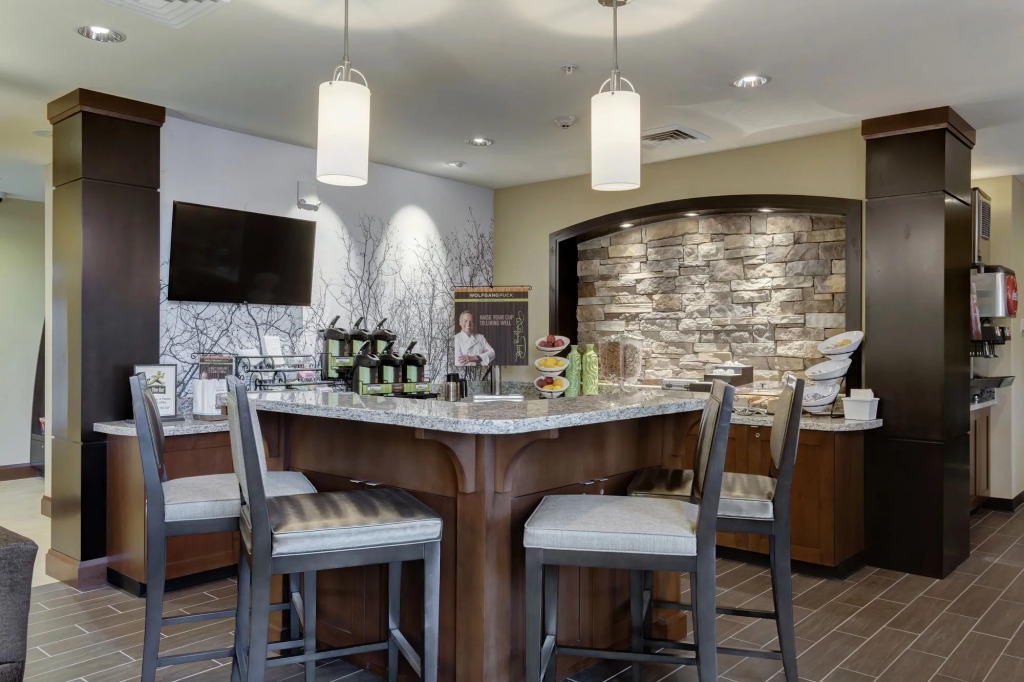 Staybridge Suites St Louis - Westport by IHG