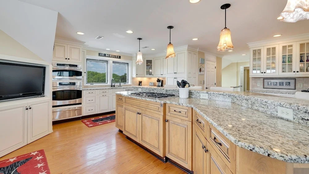 Huge Oceanfront Home With Full Golf Membership 8 Bedroom Home by Peace Vacations