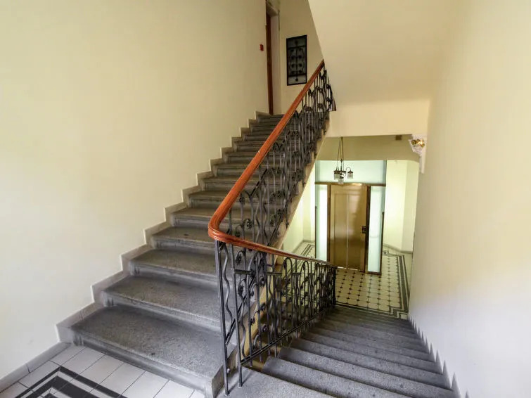 Manes Apartment