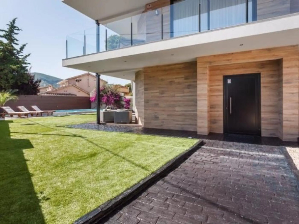 Villa Espectacular a 10´en playa de Castelldefels