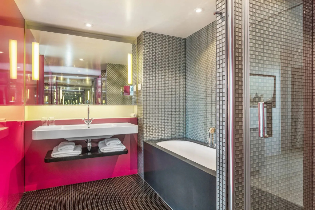 Radisson Collection Hotel, Royal Mile Edinburgh