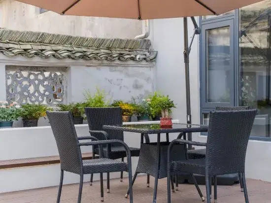 Xidi · Heman · Art Light Luxury Romantic Courtyard Charm Beauty Stay (Xidi Scenic Area Store)