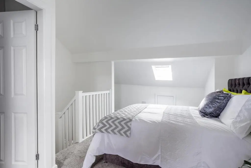 Whole house in centre of Town Ideal for Contractors and Professionals