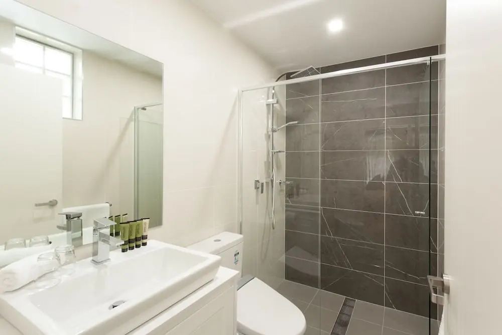 Bream penthouse (672i)