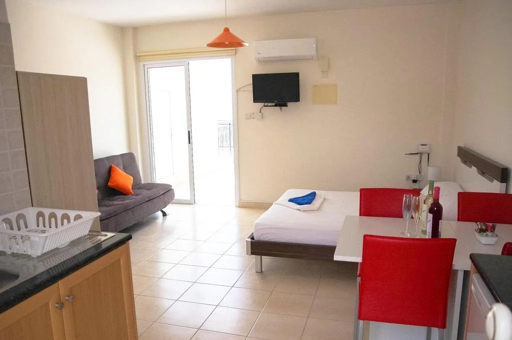 Peyia Pearl Suites