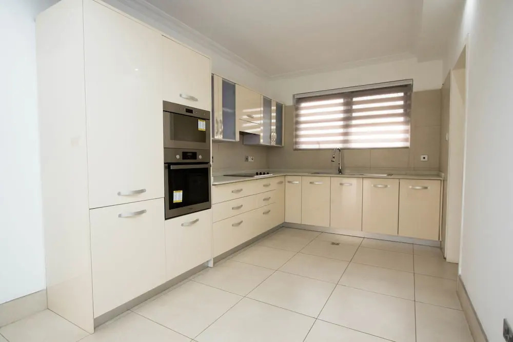 3 Bed Luxury Apartment