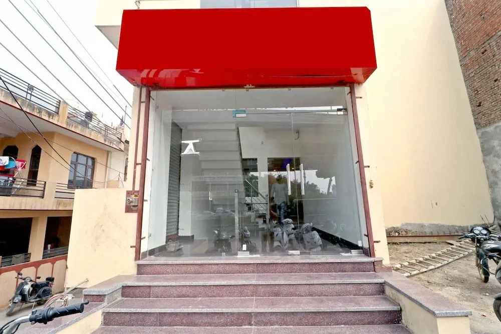 OYO 22097 Hotel Jd