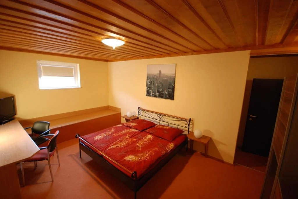 Moving Rooms