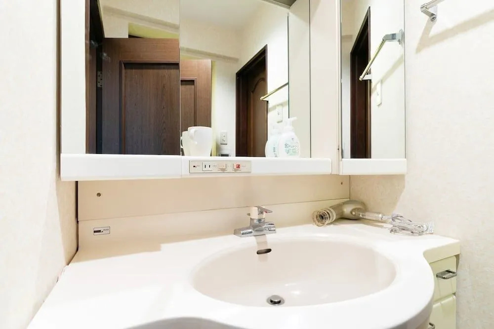 Shinjuku Hana Luxury House