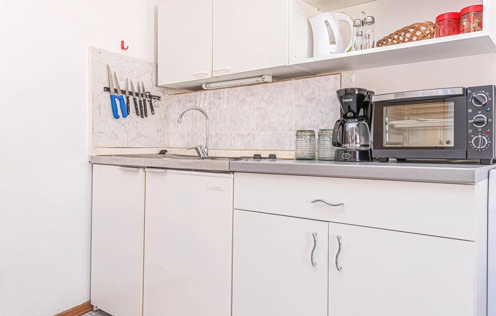 Amazing Apartment in Vodice With Wifi and 2 Bedrooms