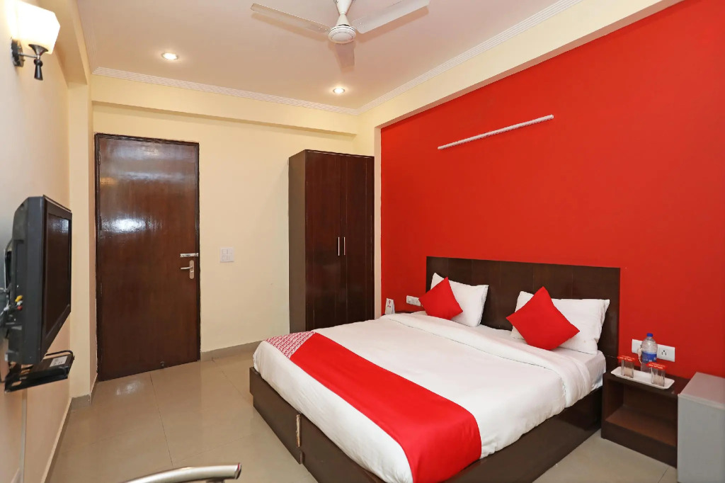 OYO 2797 Hotel Shalom Residency