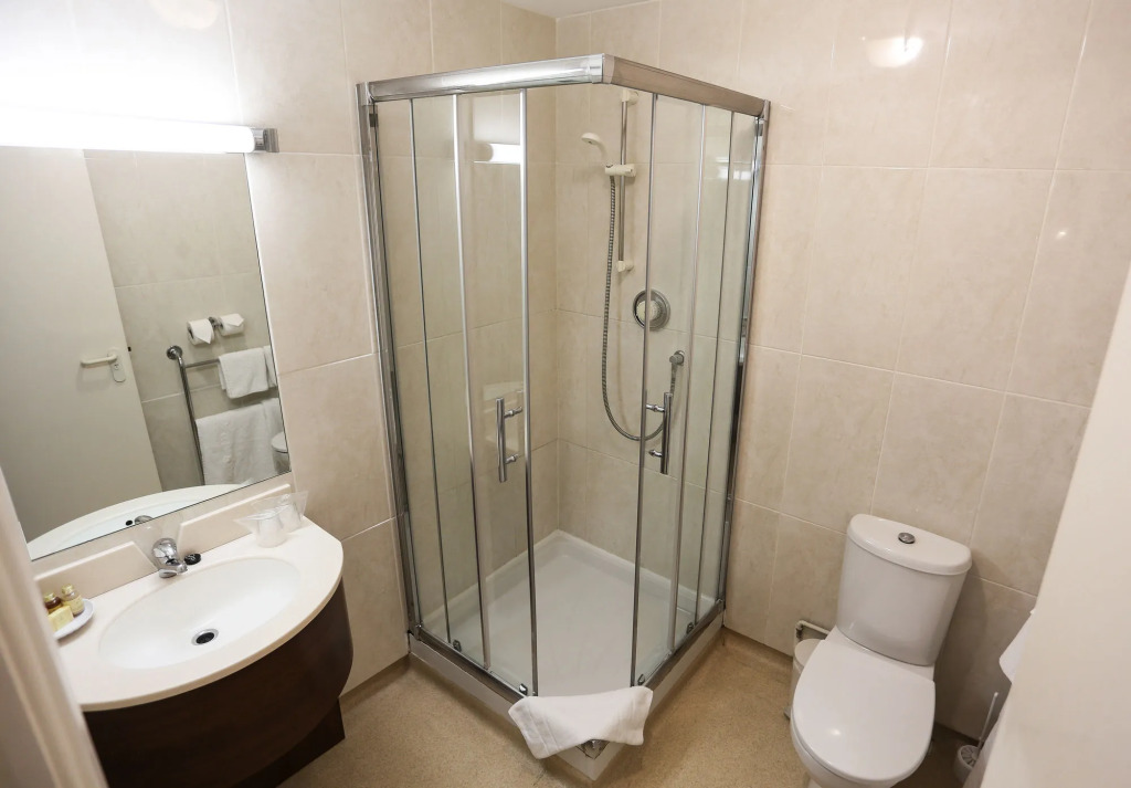 Royal Exeter Hotel