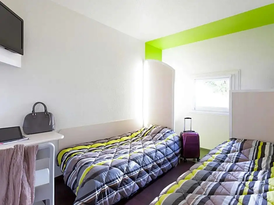 Unisotel Bollène A7 Ex-Hotel F1