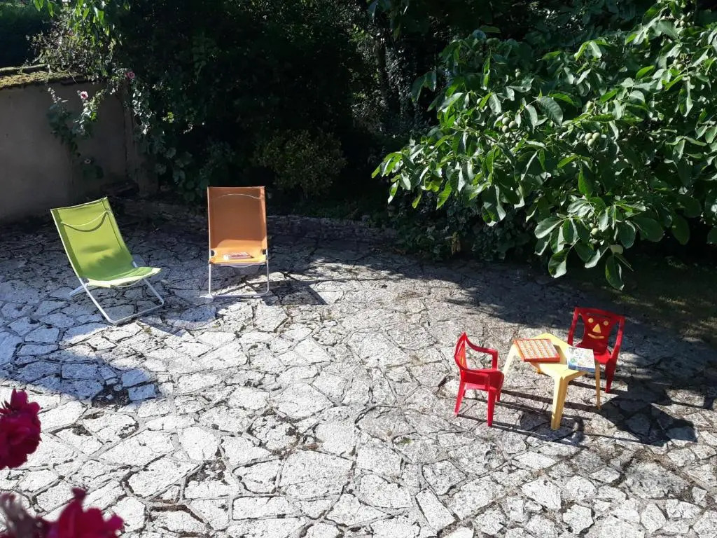 Maison Indépendante 5 Chambres avec Jardin - Animaux Bienvenus - FR-1-581-75