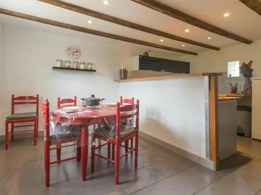 Gîte Confortable avec Jardin, Proche Mer et Ville, Équipé pour Familles, Vélo Inclus - FR-1-306-1076