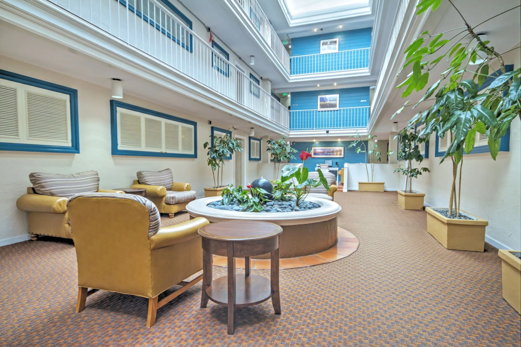 The Suites at Fishermans Wharf