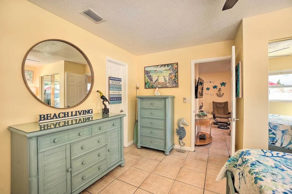 Pet-Friendly Dunedin Townhome w/ Private Yard