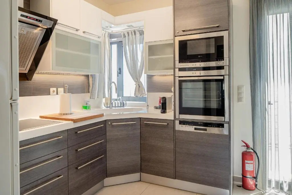 Villa The Palm, Beach & Airport closeby - POOL
