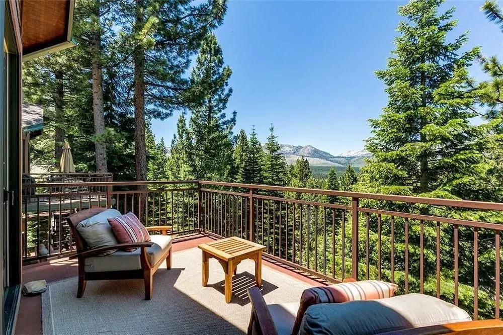 Tahoe Crestview Lodge - 5 Br Home