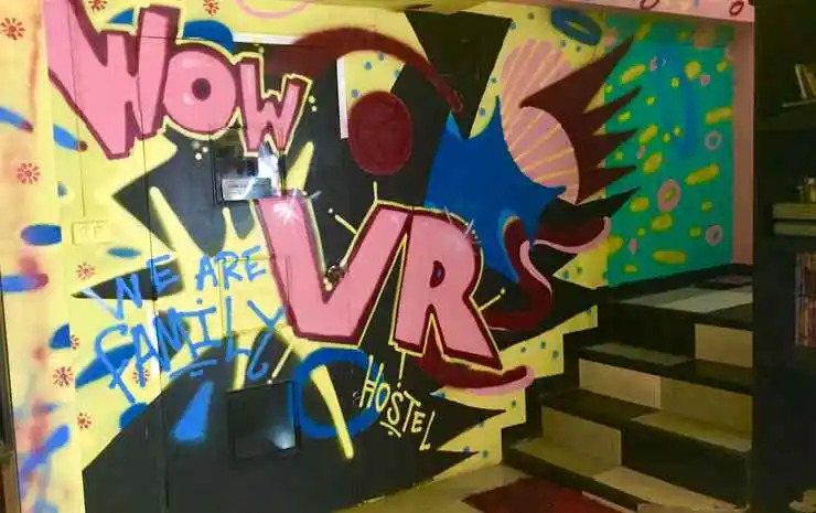 VR Hostel