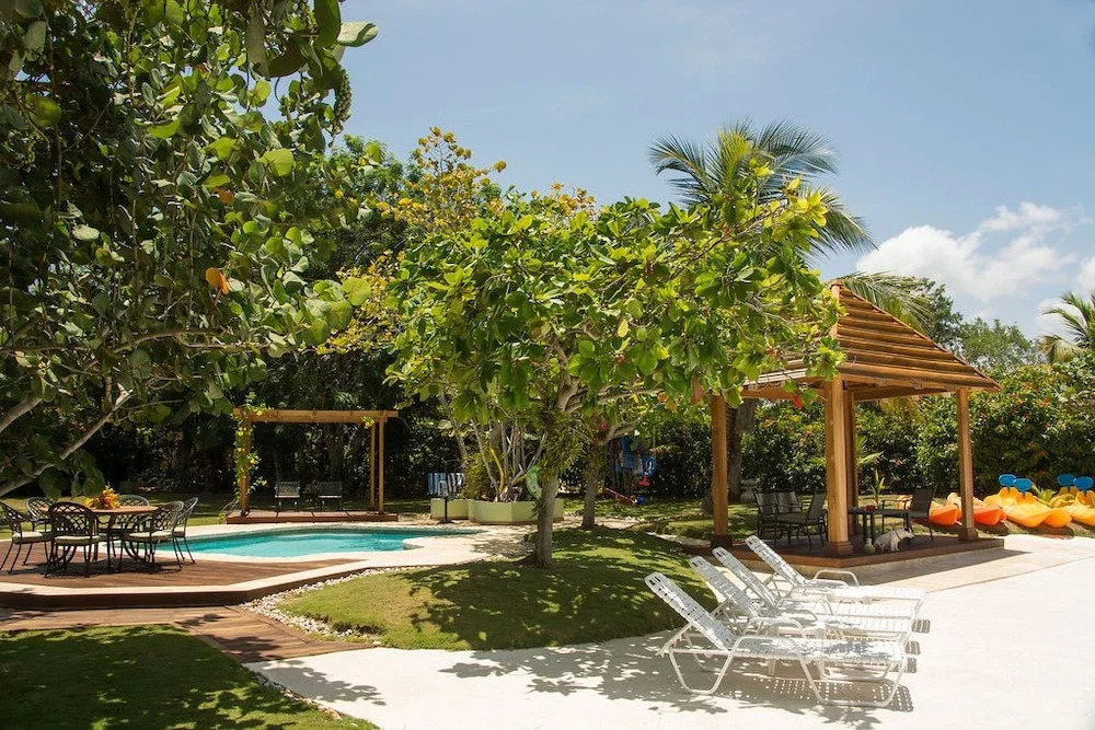 Seagrapes Villa