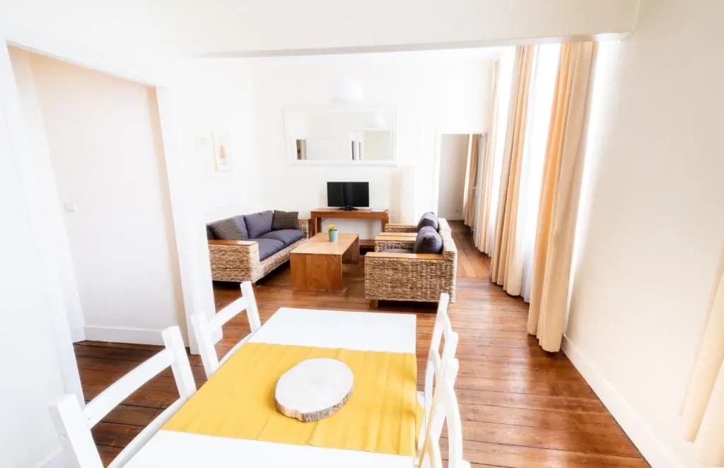 FLATS aparthotel