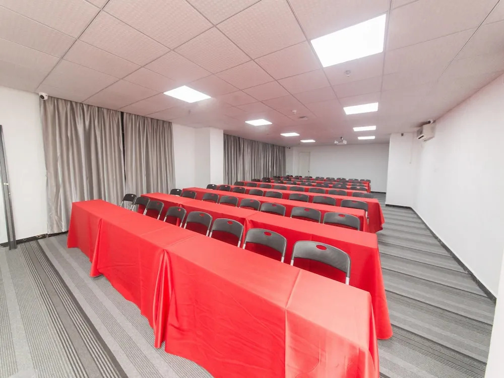 Jtour Inn Dongguan Huanghe Clothing City