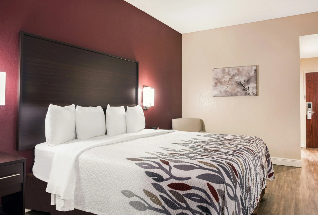 Red Roof Inn Tupelo