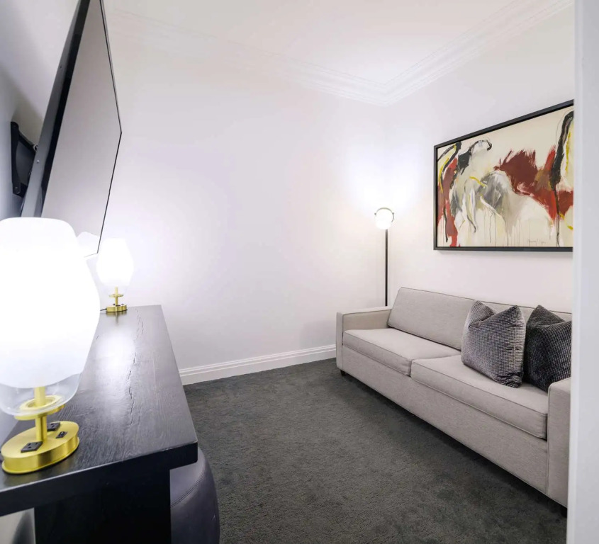 Daxton Hotel Birmingham, Curio Collection by Hilton