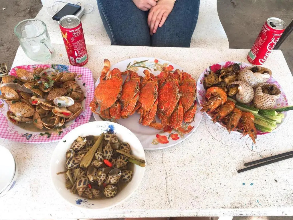 Nhà nghỉ Cát Đằng Hồ Tràm