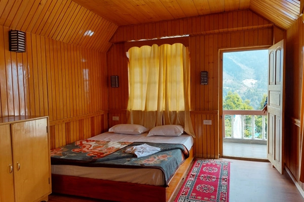 Mystic Lachung Retreat
