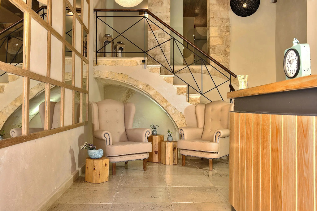 Elia Zampeliou Hotel