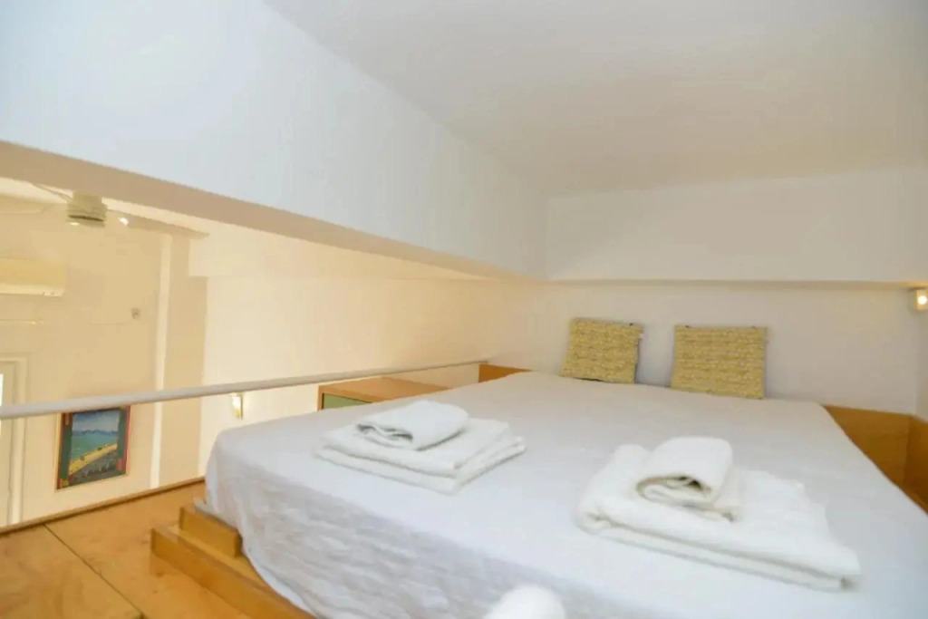 Athens cozy Studio 4 min walk to the Acropolis hil