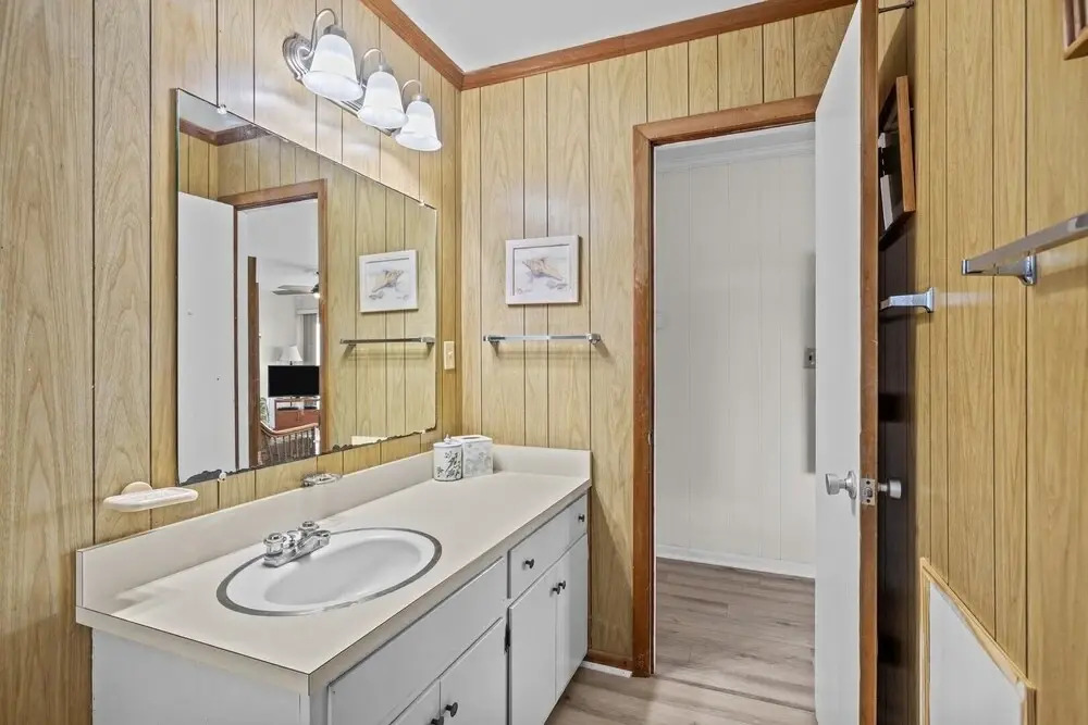 Bryant Cottage 6 Bedroom Home