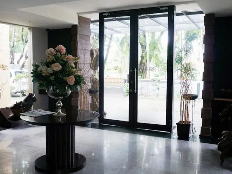 Rumah Nenek Hotel & Restaurant