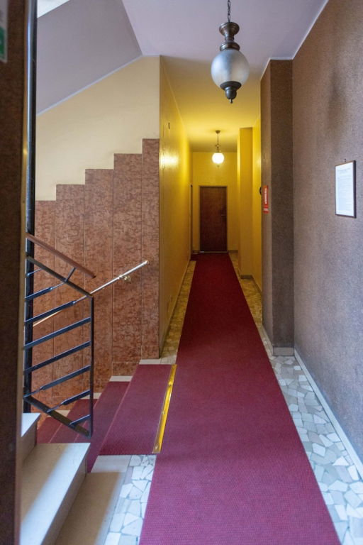 Home Hotel -  Anacreonte 7