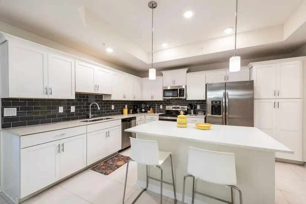 3BR Apartment - Great Location Super Comfort