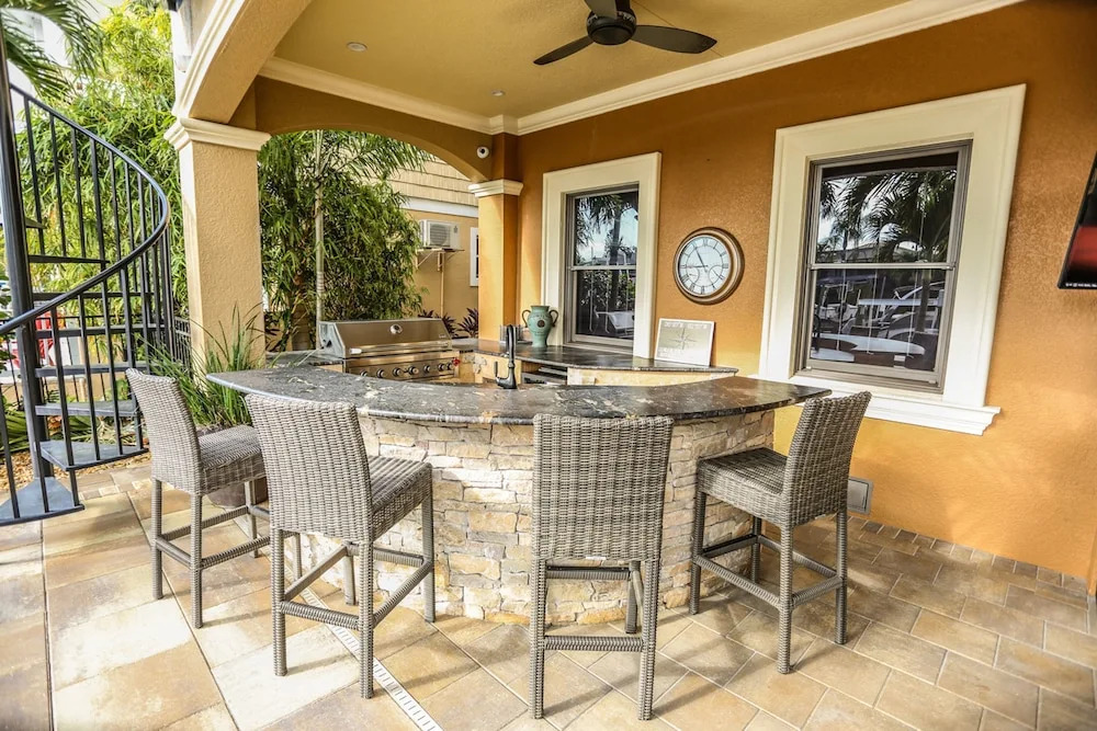 425 Palermo Circle