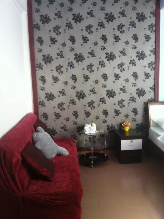 Guangzhou 18 Years Old Apartment